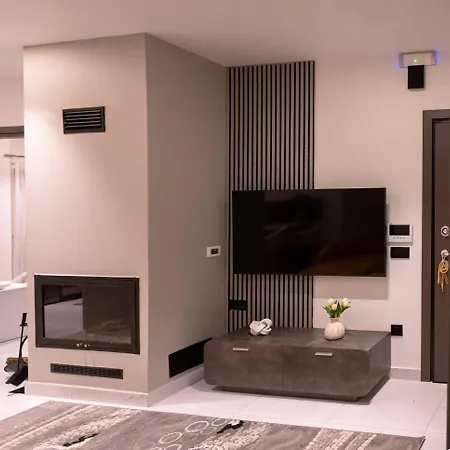 Light & Kozy - Luxury Apartman Pátra